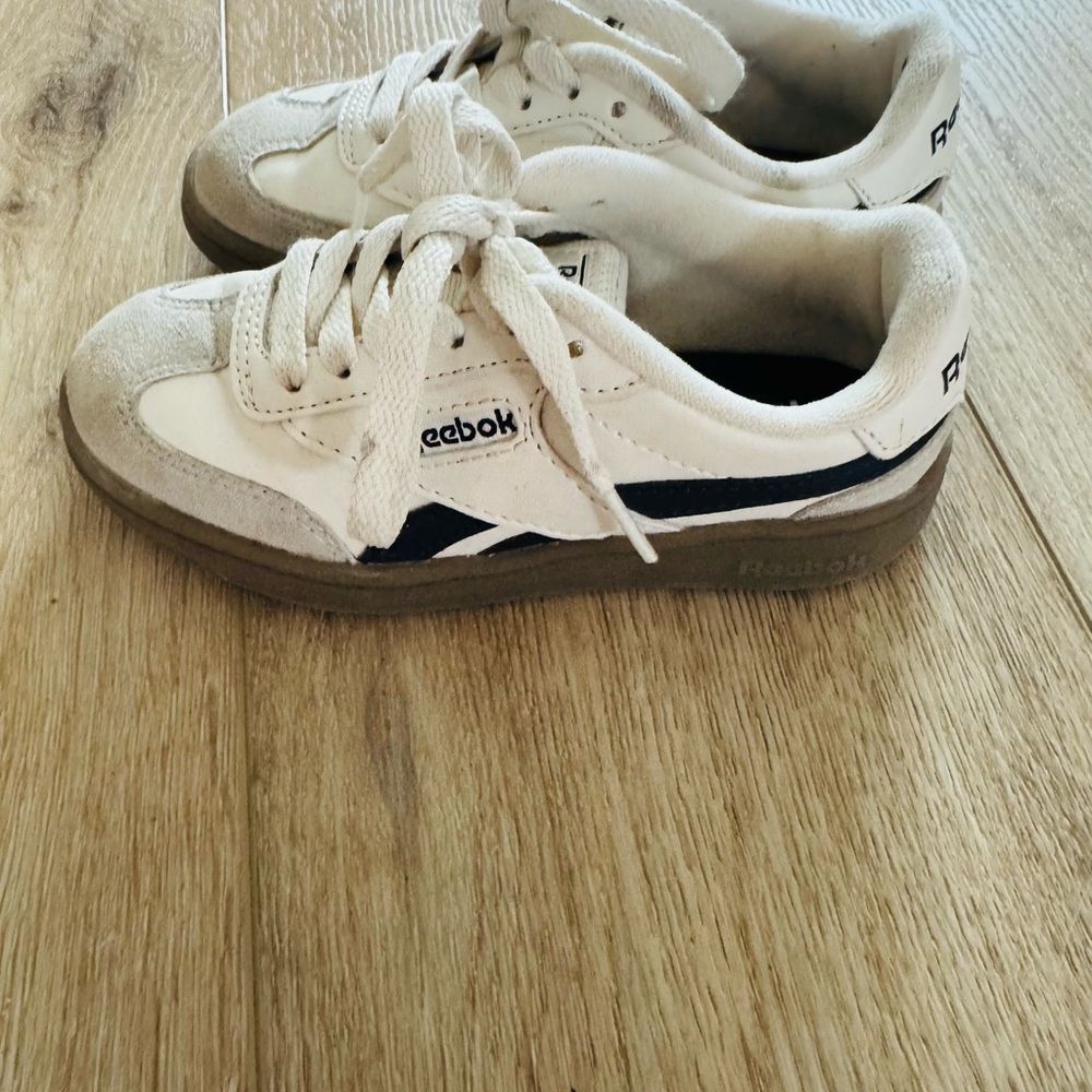 Reebok White and Black Minimalist Sneakers
